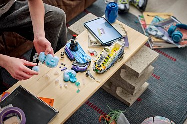 LEGO a Nike rozšiřují společnou řadu o model Air Max 95. Set 43025 sází na výrazný display, chytré detaily a netradiční zpracování ikonické tenisky.