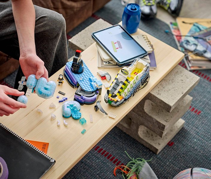 LEGO a Nike rozšiřují společnou řadu o model Air Max 95. Set 43025 sází na výrazný display, chytré detaily a netradiční zpracování ikonické tenisky.