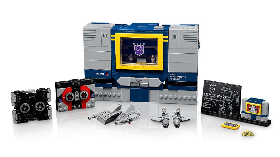 LEGO 10358 Transformers: Soundwave