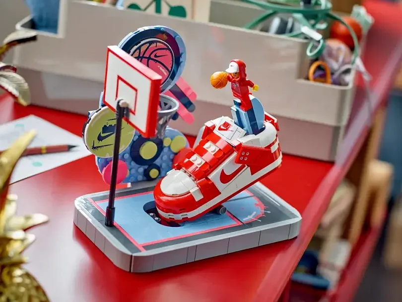 LEGO 43021 Nike Dunk Trickshot