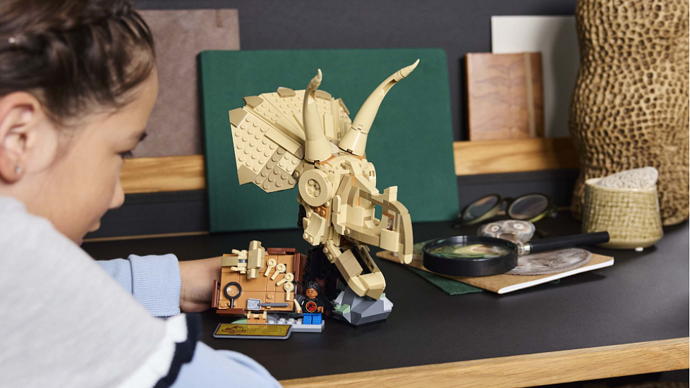 LEGO 76969 Dinosauří fosilie: Lebka triceratopse