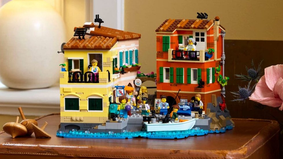 LEGO 21359 Italská riviéra