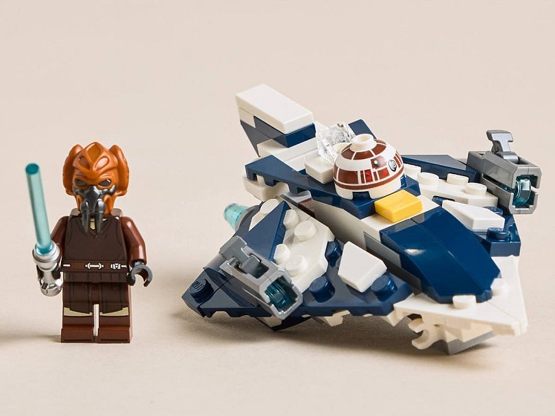 LEGO 75400 Plo Koon a jeho jediská mikrostíhačka