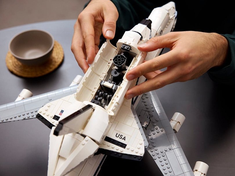 LEGO 10360 Letadlo pro přepravu raketoplánů