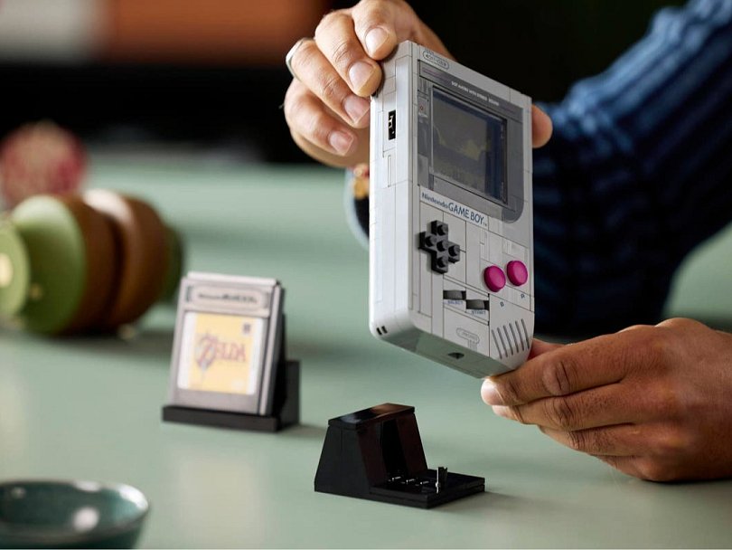 LEGO 72046 Game Boy